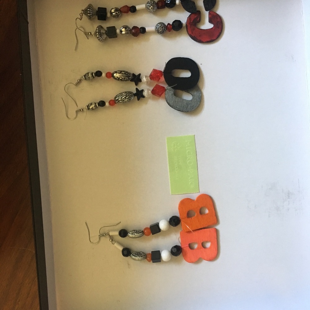 Jewelry - Picture 7 of 8